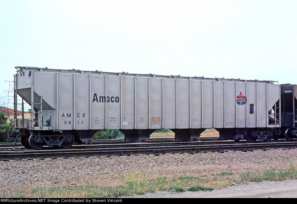 Amoco plastic covered hopper AMCX #6811